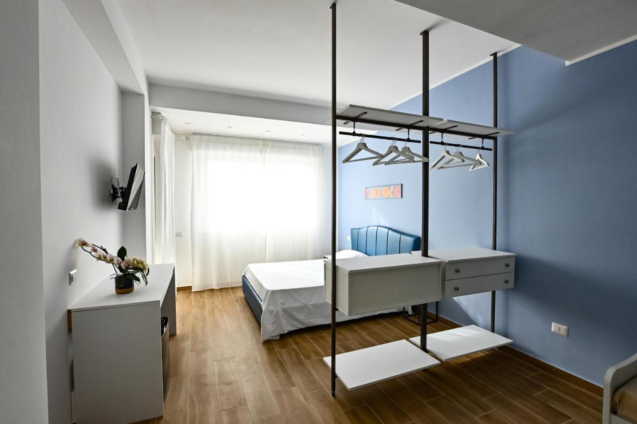 Kore Suites&Apartments Locri Exteriör bild